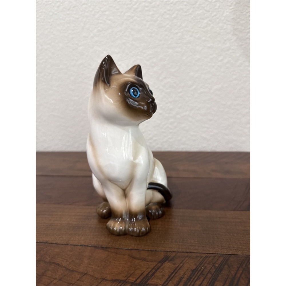 Enesco Cat Figurine with Blue Eyes Siamese Kitten - Picture 8 of 12